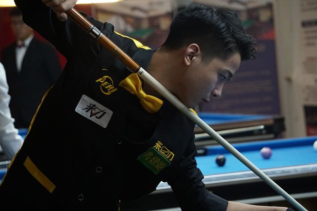 并密切关注 并密切关注